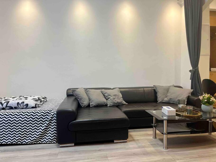 Modern Flat In Central Praga Exterior foto